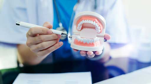 The Benefits of Dentures